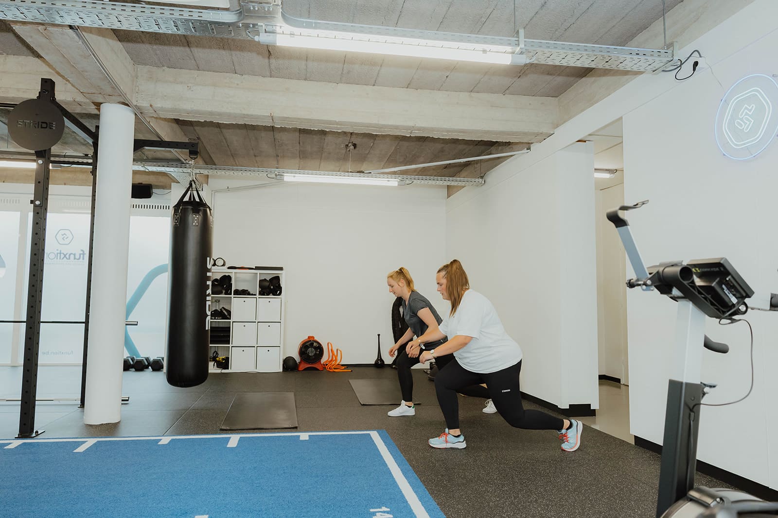 Fitness in kleine groepjes Fitness in kleine groepjes